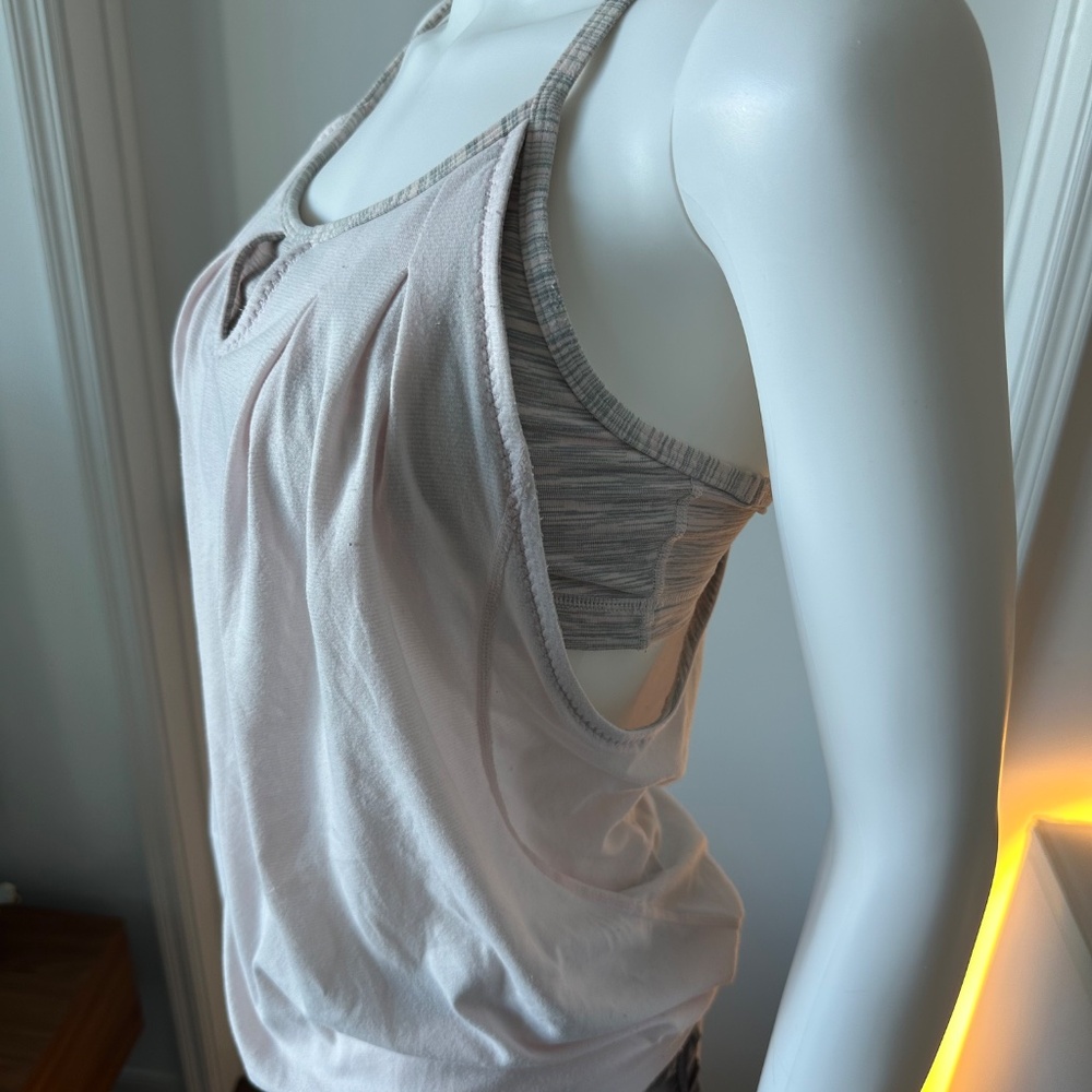 Lululemon top - Picture 3 of 10